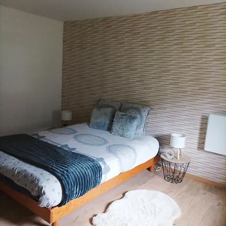 別荘 Le Refuge De La Source ビュッサン